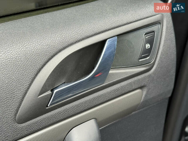 Черный Шкода Октавия, объемом двигателя 2 л и пробегом 196 тыс. км за 7850 $, фото 33 на Automoto.ua