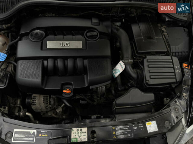 Черный Шкода Октавия, объемом двигателя 1.6 л и пробегом 210 тыс. км за 6450 $, фото 30 на Automoto.ua