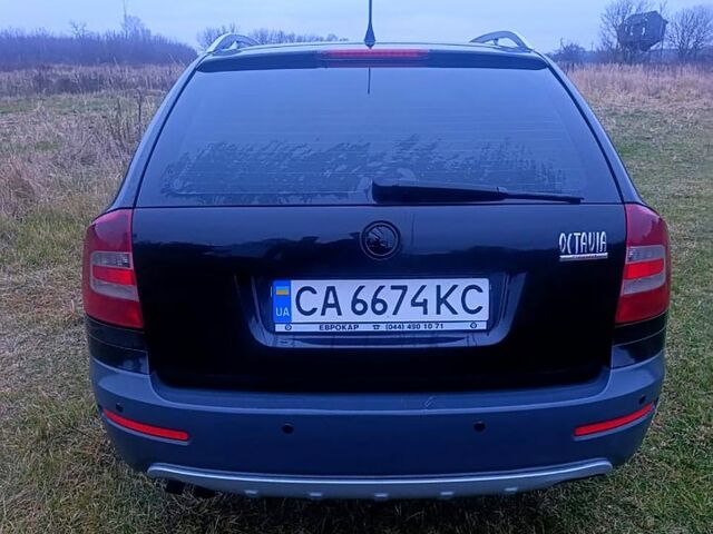 Черный Шкода Октавия, объемом двигателя 2 л и пробегом 315 тыс. км за 6200 $, фото 1 на Automoto.ua