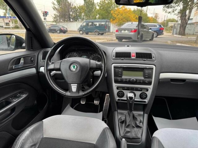 Черный Шкода Октавия, объемом двигателя 2 л и пробегом 250 тыс. км за 6990 $, фото 15 на Automoto.ua