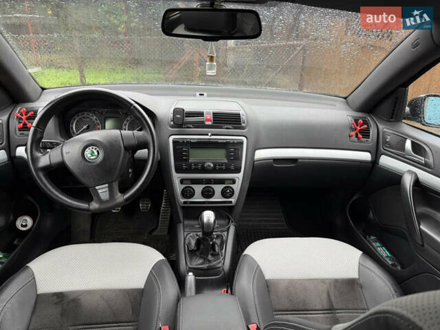 Черный Шкода Октавия, объемом двигателя 2 л и пробегом 521 тыс. км за 5200 $, фото 10 на Automoto.ua