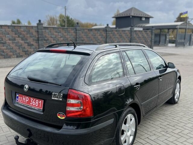 Чорний Шкода Октавія, об'ємом двигуна 1.6 л та пробігом 221 тис. км за 6100 $, фото 4 на Automoto.ua