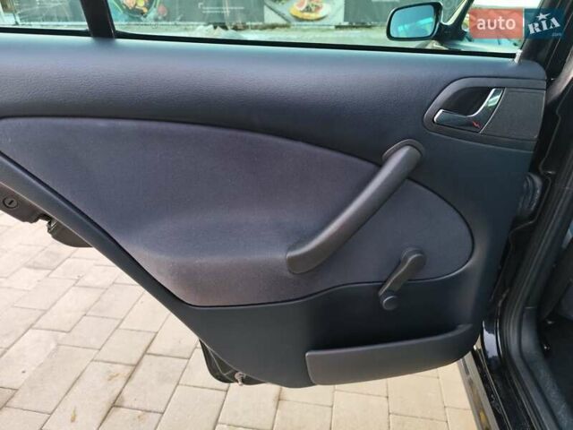 Черный Шкода Октавия, объемом двигателя 1.6 л и пробегом 183 тыс. км за 6999 $, фото 58 на Automoto.ua