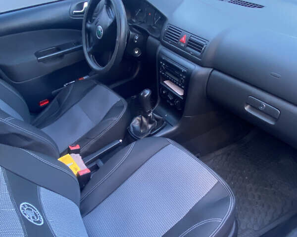 Шкода Октавия 2007 в Виннице на Automoto.ua Черный Шкода Октавия, объемом двигателя 1.6 л и пробегом 185 тыс. км за 5600 $, фото 7 на Automoto.ua
