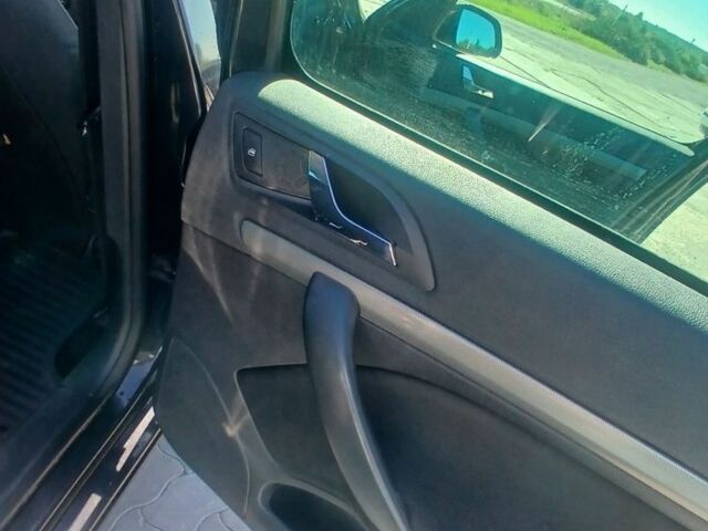 Черный Шкода Октавия, объемом двигателя 1.6 л и пробегом 210 тыс. км за 5500 $, фото 6 на Automoto.ua