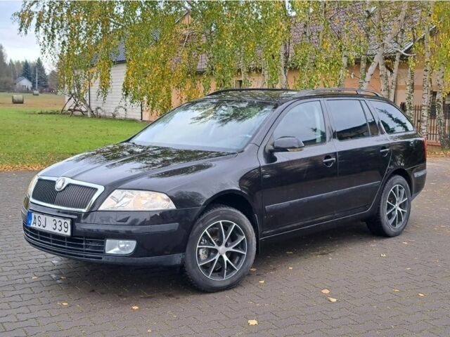 Черный Шкода Октавия, объемом двигателя 2 л и пробегом 215 тыс. км за 1750 $, фото 2 на Automoto.ua