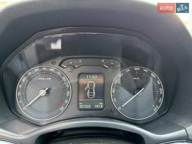 Черный Шкода Октавия, объемом двигателя 1.8 л и пробегом 252 тыс. км за 5990 $, фото 17 на Automoto.ua