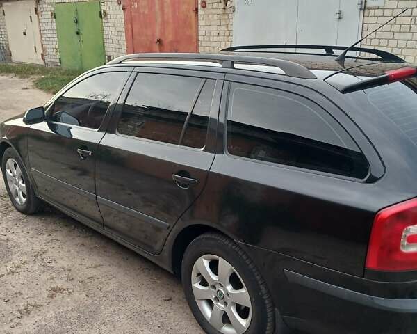 Чорний Шкода Октавія, об'ємом двигуна 1.6 л та пробігом 244 тис. км за 5800 $, фото 3 на Automoto.ua