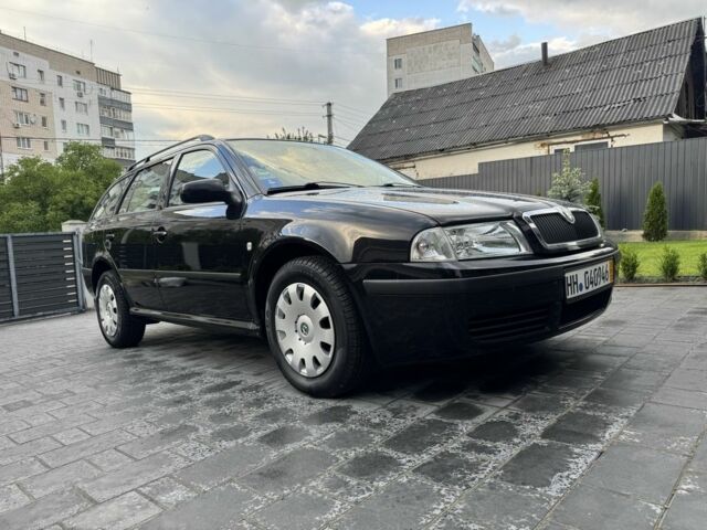 Черный Шкода Октавия, объемом двигателя 0 л и пробегом 220 тыс. км за 6600 $, фото 5 на Automoto.ua