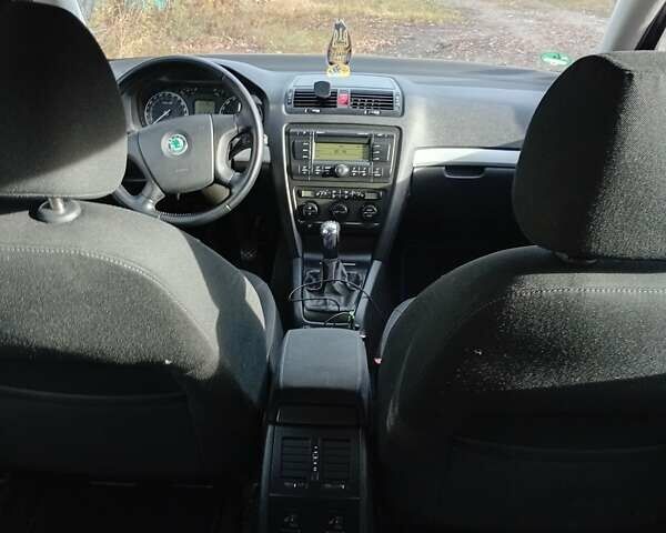 Шкода Октавія 2007 у Івано-Франківську на Automoto.ua Чорний Шкода Октавія, об'ємом двигуна 1.6 л та пробігом 241 тис. км за 6100 $, фото 2 на Automoto.ua