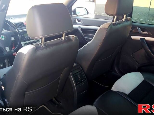 Черный Шкода Октавия, объемом двигателя 2 л и пробегом 250 тыс. км за 7500 $, фото 4 на Automoto.ua