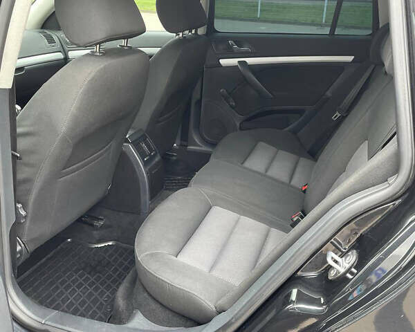 Черный Шкода Октавия, объемом двигателя 2 л и пробегом 257 тыс. км за 6300 $, фото 16 на Automoto.ua