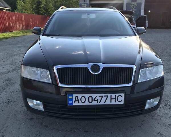 Черный Шкода Октавия, объемом двигателя 1.9 л и пробегом 300 тыс. км за 7500 $, фото 8 на Automoto.ua