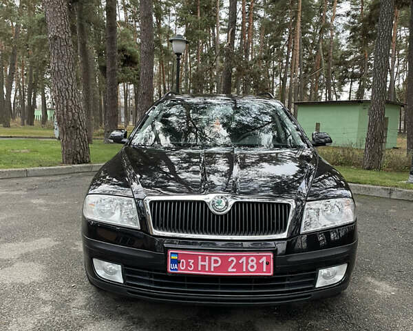Черный Шкода Октавия, объемом двигателя 1.8 л и пробегом 189 тыс. км за 6700 $, фото 1 на Automoto.ua