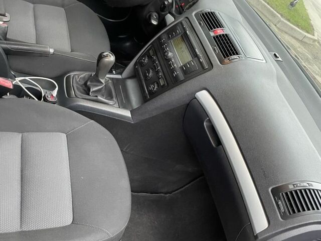 Черный Шкода Октавия, объемом двигателя 1.8 л и пробегом 189 тыс. км за 6400 $, фото 16 на Automoto.ua