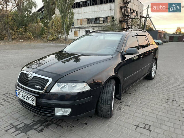 Чорний Шкода Октавія, об'ємом двигуна 1.8 л та пробігом 235 тис. км за 7200 $, фото 3 на Automoto.ua