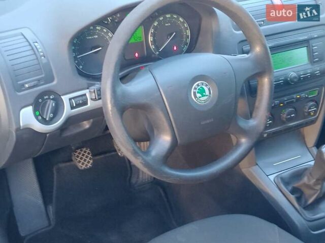 Шкода Октавия 2007 в Дубно на Automoto.ua Черный Шкода Октавия, объемом двигателя 1.8 л и пробегом 189 тыс. км за 4999 $, фото 8 на Automoto.ua