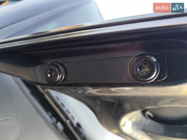 Черный Шкода Октавия, объемом двигателя 1.6 л и пробегом 183 тыс. км за 6999 $, фото 76 на Automoto.ua