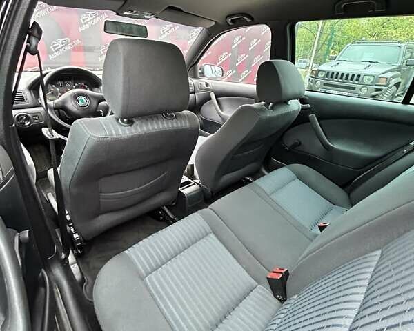 Черный Шкода Октавия, объемом двигателя 1.6 л и пробегом 198 тыс. км за 6300 $, фото 20 на Automoto.ua