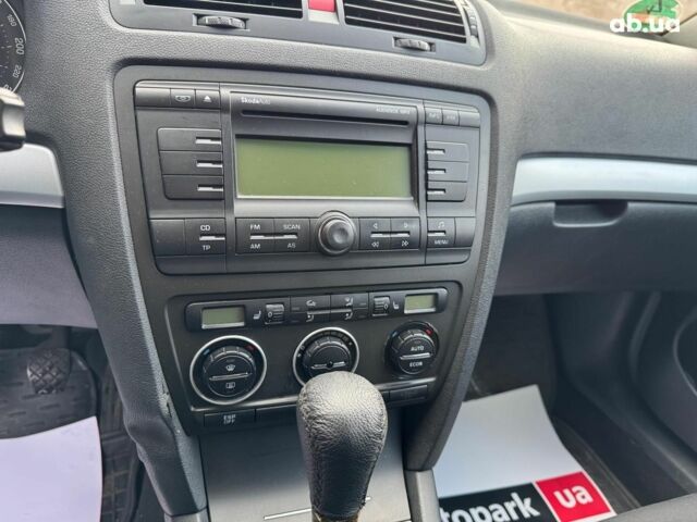 Черный Шкода Октавия, объемом двигателя 1.8 л и пробегом 252 тыс. км за 5990 $, фото 19 на Automoto.ua