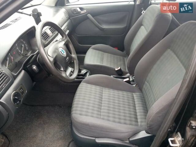 Шкода Октавия 2007 в Чернигове на Automoto.ua Черный Шкода Октавия, объемом двигателя 1.6 л и пробегом 128 тыс. км за 6100 $, фото 21 на Automoto.ua