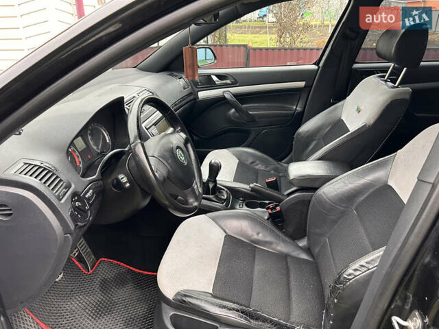 Черный Шкода Октавия, объемом двигателя 1.97 л и пробегом 293 тыс. км за 7200 $, фото 9 на Automoto.ua