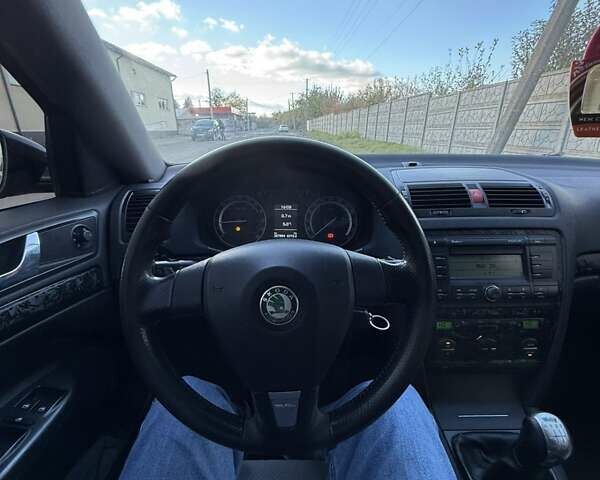 Черный Шкода Октавия, объемом двигателя 1.97 л и пробегом 330 тыс. км за 7200 $, фото 14 на Automoto.ua