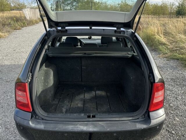 Черный Шкода Октавия, объемом двигателя 1.9 л и пробегом 300 тыс. км за 1999 $, фото 6 на Automoto.ua