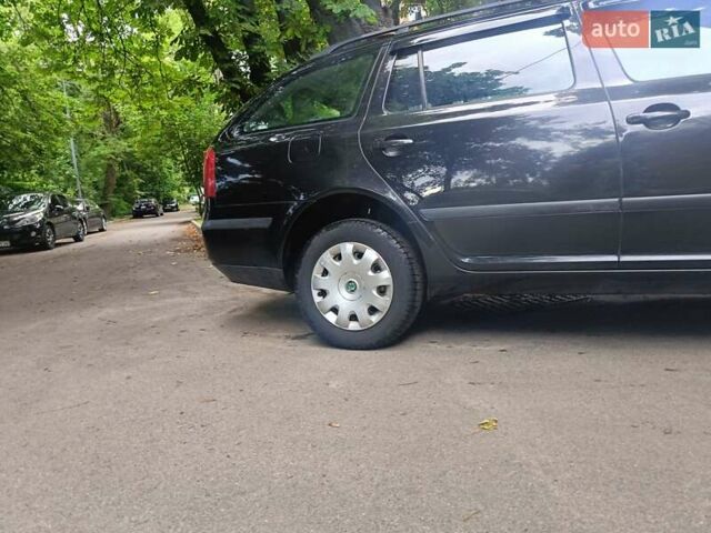 Черный Шкода Октавия, объемом двигателя 1.6 л и пробегом 294 тыс. км за 6200 $, фото 16 на Automoto.ua
