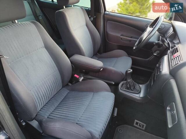 Черный Шкода Октавия, объемом двигателя 1.6 л и пробегом 183 тыс. км за 6999 $, фото 53 на Automoto.ua