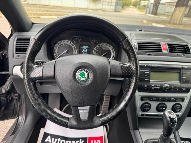 Черный Шкода Октавия, объемом двигателя 2 л и пробегом 250 тыс. км за 6990 $, фото 18 на Automoto.ua