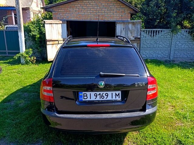 Чорний Шкода Октавія, об'ємом двигуна 1.8 л та пробігом 228 тис. км за 6200 $, фото 8 на Automoto.ua