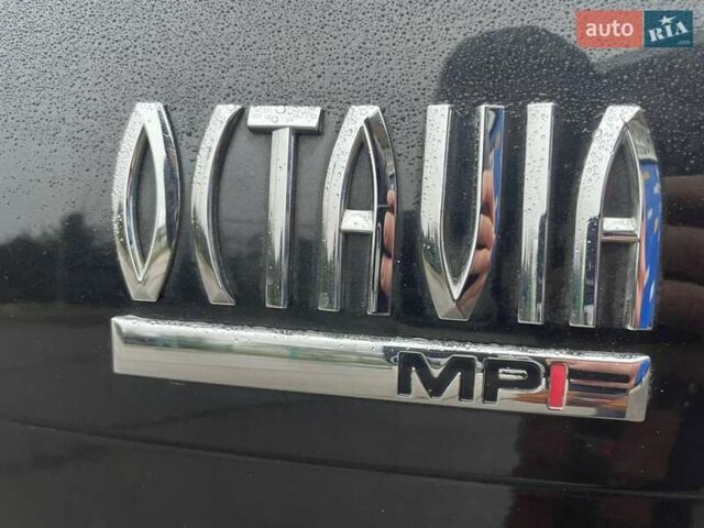 Черный Шкода Октавия, объемом двигателя 1.6 л и пробегом 193 тыс. км за 7650 $, фото 13 на Automoto.ua