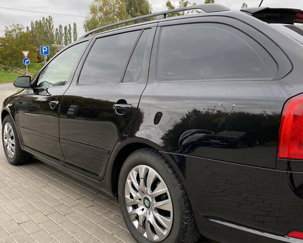Чорний Шкода Октавія, об'ємом двигуна 1.8 л та пробігом 207 тис. км за 6600 $, фото 12 на Automoto.ua