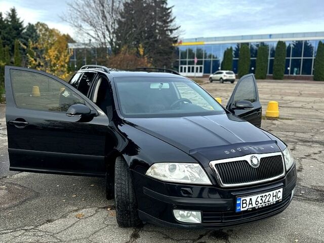Черный Шкода Октавия, объемом двигателя 2 л и пробегом 270 тыс. км за 6200 $, фото 6 на Automoto.ua