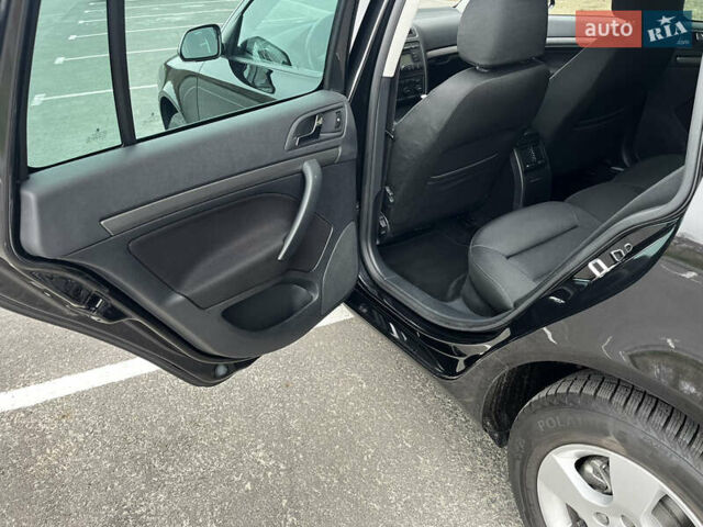 Чорний Шкода Октавія, об'ємом двигуна 1.8 л та пробігом 149 тис. км за 7399 $, фото 60 на Automoto.ua
