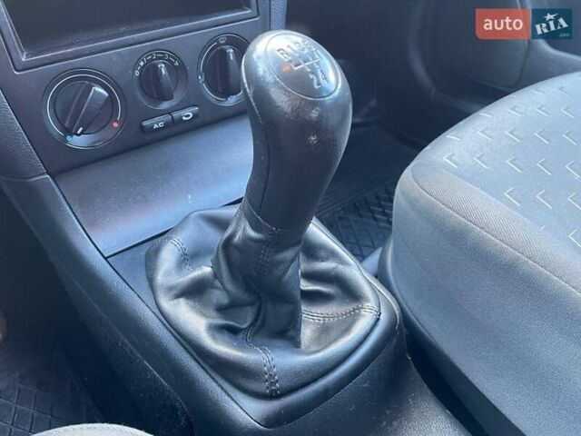 Шкода Октавия 2008 в Киеве на Automoto.ua Черный Шкода Октавия, объемом двигателя 1.6 л и пробегом 250 тыс. км за 6490 $, фото 25 на Automoto.ua