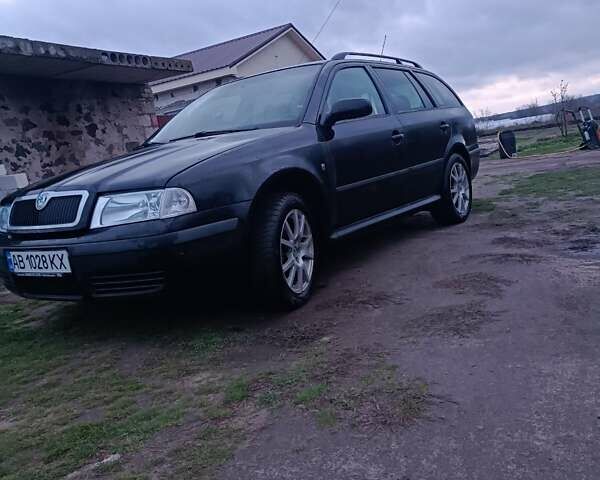 Черный Шкода Октавия, объемом двигателя 1.6 л и пробегом 193 тыс. км за 5700 $, фото 12 на Automoto.ua
