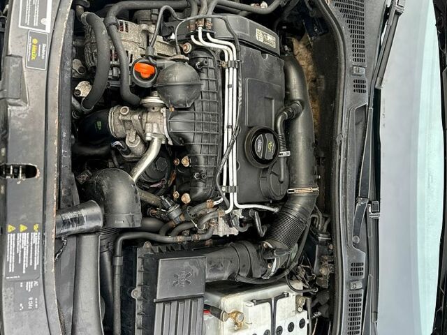 Черный Шкода Октавия, объемом двигателя 2 л и пробегом 270 тыс. км за 6200 $, фото 9 на Automoto.ua