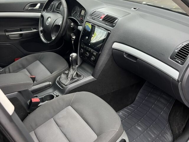 Чорний Шкода Октавія, об'ємом двигуна 1.6 л та пробігом 242 тис. км за 5500 $, фото 5 на Automoto.ua