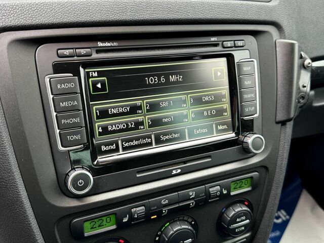 Чорний Шкода Октавія, об'ємом двигуна 1.8 л та пробігом 194 тис. км за 7200 $, фото 8 на Automoto.ua