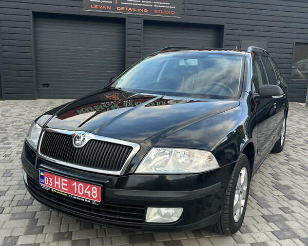 Чорний Шкода Октавія, об'ємом двигуна 1.6 л та пробігом 210 тис. км за 6900 $, фото 1 на Automoto.ua