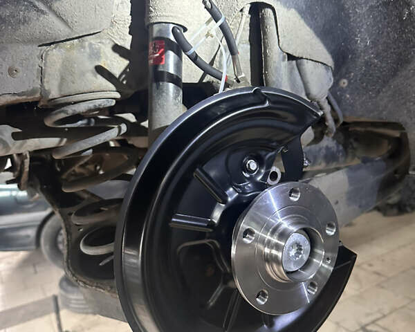 Черный Шкода Октавия, объемом двигателя 1.6 л и пробегом 204 тыс. км за 6450 $, фото 49 на Automoto.ua