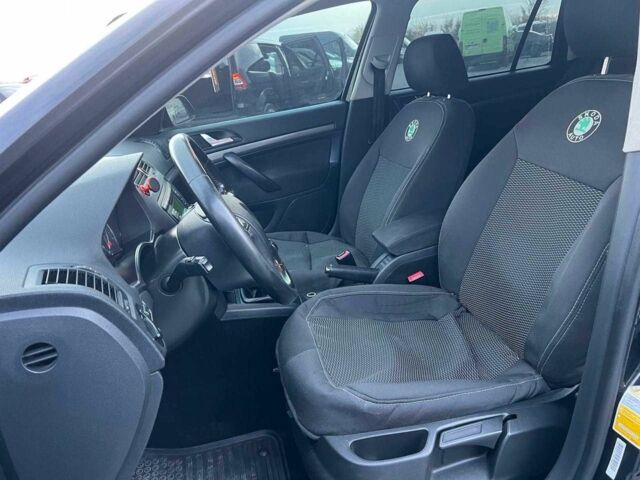 Черный Шкода Октавия, объемом двигателя 2 л и пробегом 307 тыс. км за 6990 $, фото 16 на Automoto.ua