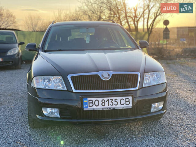 Черный Шкода Октавия, объемом двигателя 1.8 л и пробегом 265 тыс. км за 6800 $, фото 2 на Automoto.ua