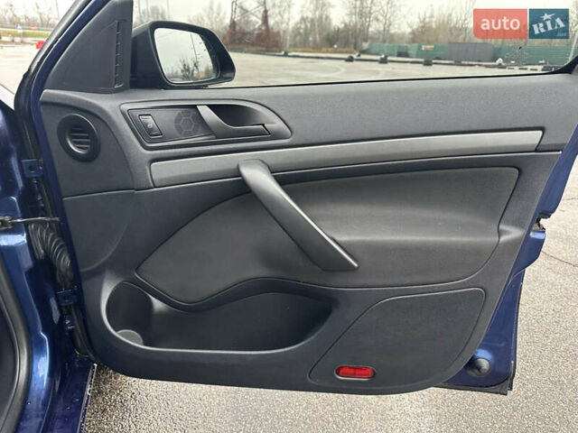 Черный Шкода Октавия, объемом двигателя 1.6 л и пробегом 246 тыс. км за 5500 $, фото 22 на Automoto.ua