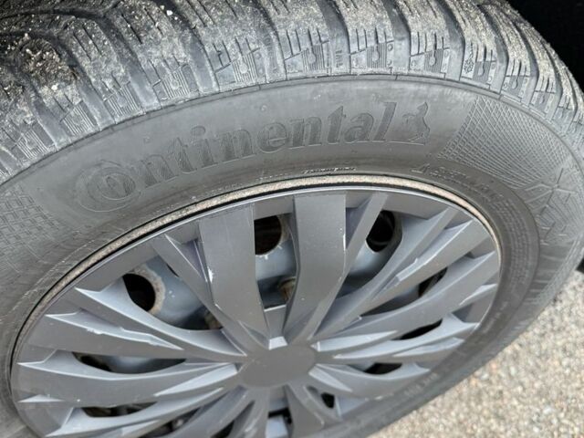 Черный Шкода Октавия, объемом двигателя 1.9 л и пробегом 280 тыс. км за 3550 $, фото 6 на Automoto.ua