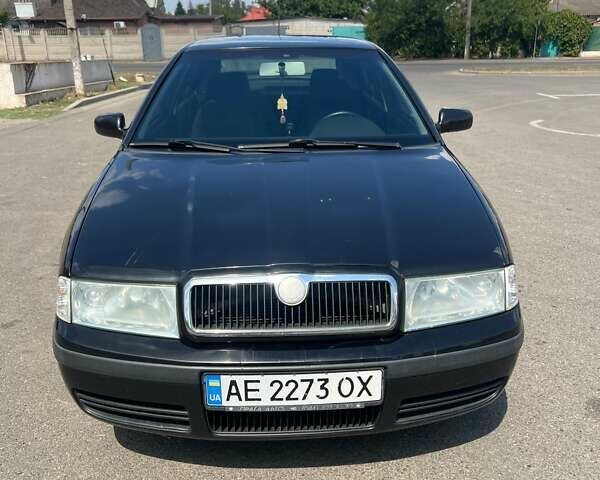 Черный Шкода Октавия, объемом двигателя 1.9 л и пробегом 303 тыс. км за 4700 $, фото 1 на Automoto.ua