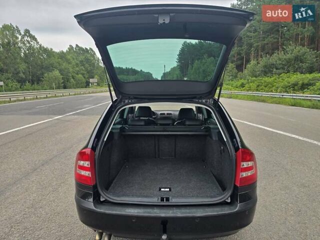 Черный Шкода Октавия, объемом двигателя 2 л и пробегом 245 тыс. км за 9199 $, фото 36 на Automoto.ua