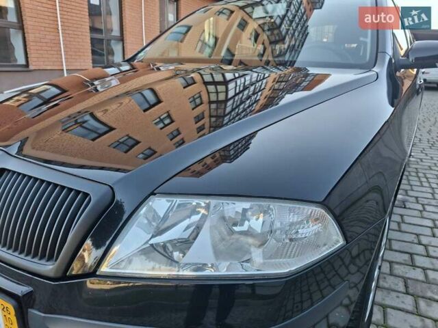 Чорний Шкода Октавія, об'ємом двигуна 1.8 л та пробігом 261 тис. км за 6800 $, фото 6 на Automoto.ua